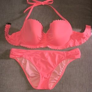 COPY - Victoria’s Secret coral bikini